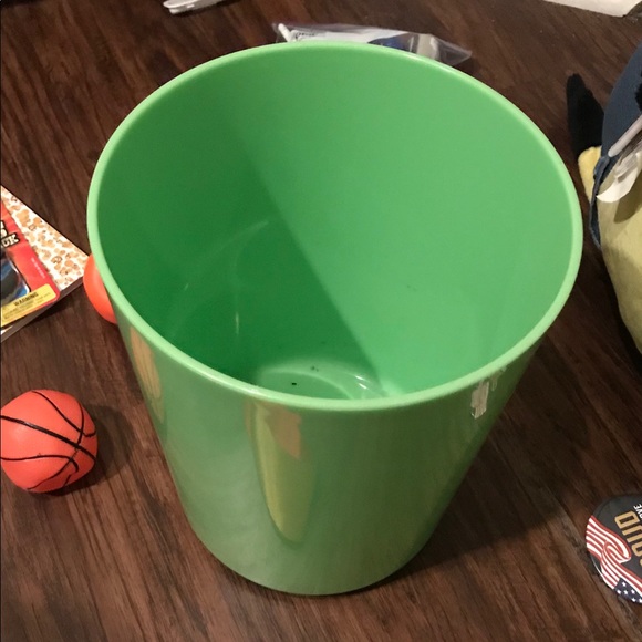 Household items - Picture 8 of 8